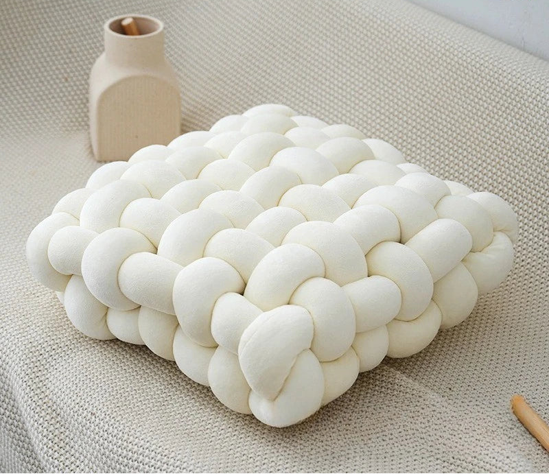 Nodo 3D Knotenkissen 30x33cm – Handgeknotetes Sitzkissen