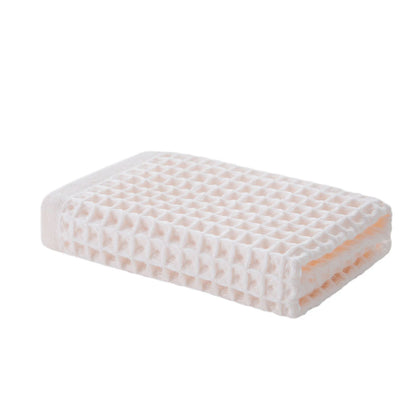 Kompaktes Baumwoll-Handtuch in Light Pink mit Waffelstruktur