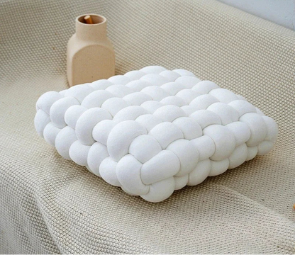 Nodo 3D Knotenkissen 30x33cm – Handgeknotetes Sitzkissen