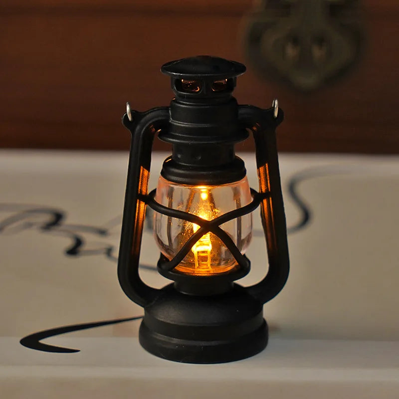 Mini Retro Laterne „Tiny Glow“