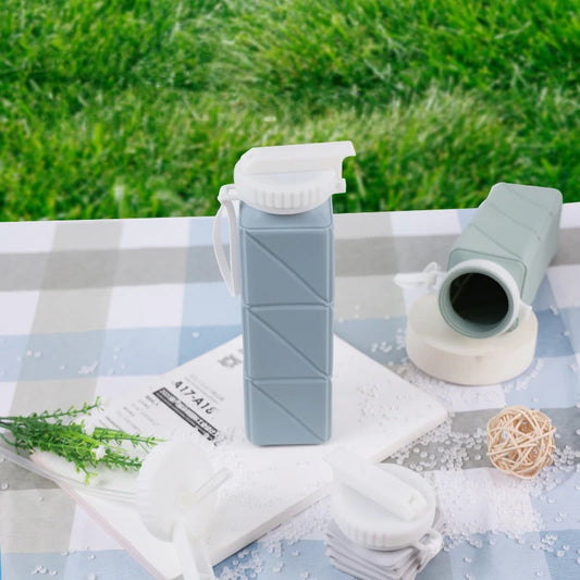 Zusammengefaltete H2Go Flex Wasserflasche – platzsparend und kompakt